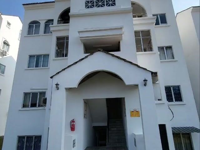 Video Image 1