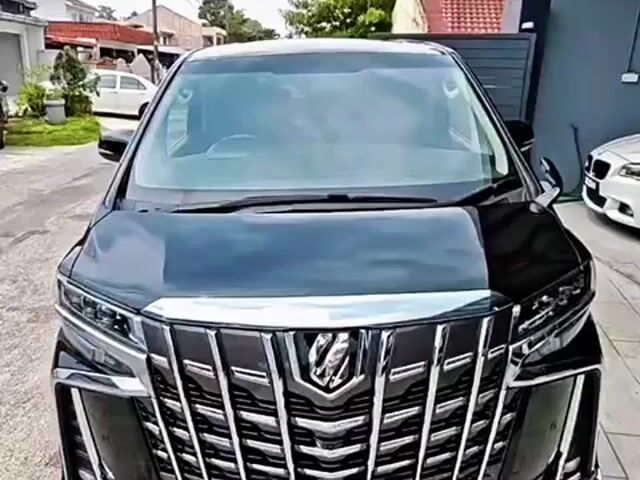 ON THE ROAD 2016 Toyota ALPHARD 2.5 - 1