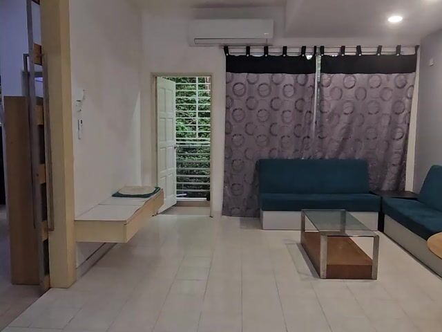 Video Image 1