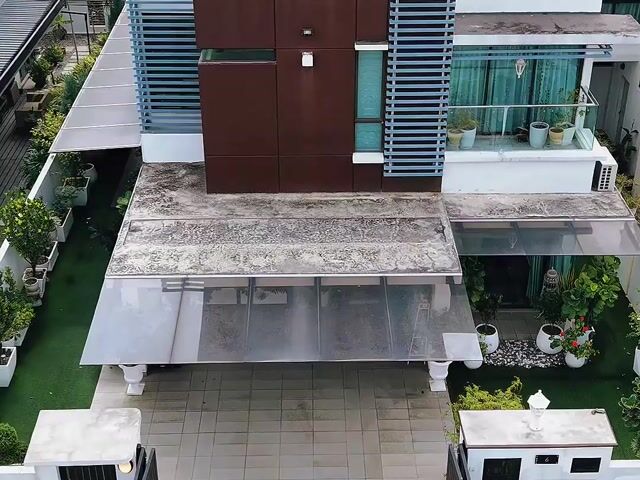 Video Image 1
