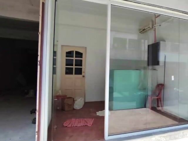 Video Image 1