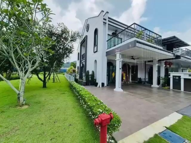 Video Image 1
