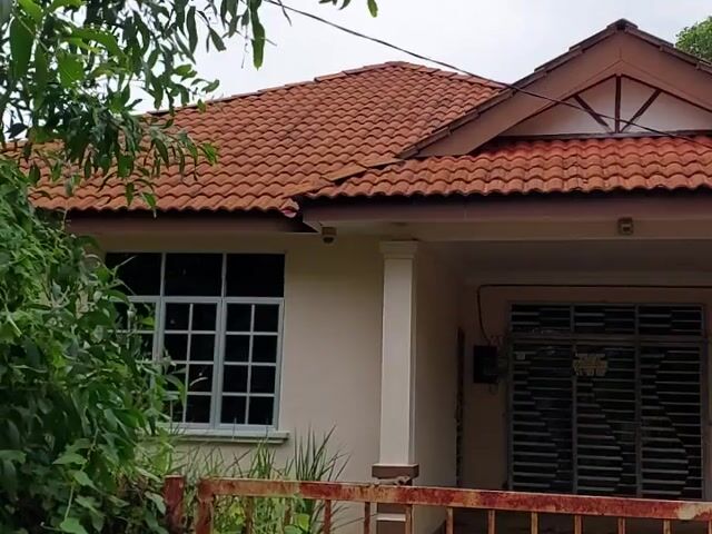 Video Image 1