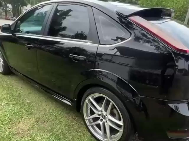 2011 Ford FOCUS 2.0 SPORT TDCi (A) NEW PAINT - 1