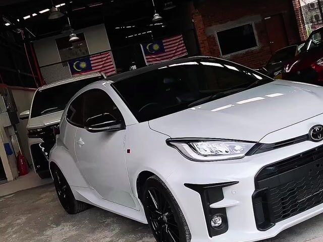 2022 Toyota GR YARIS RS 1.5 (A) HUD BSM Warranty - 1