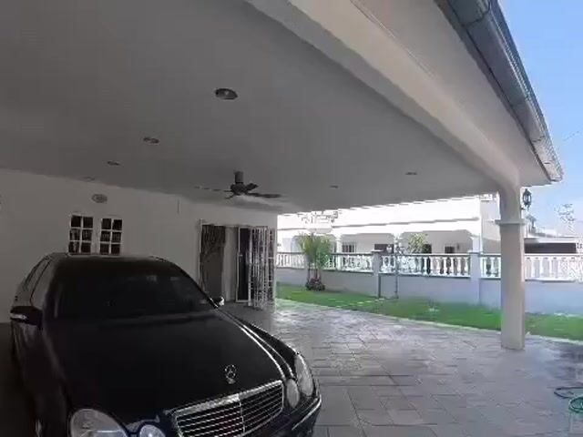 Video Image 1