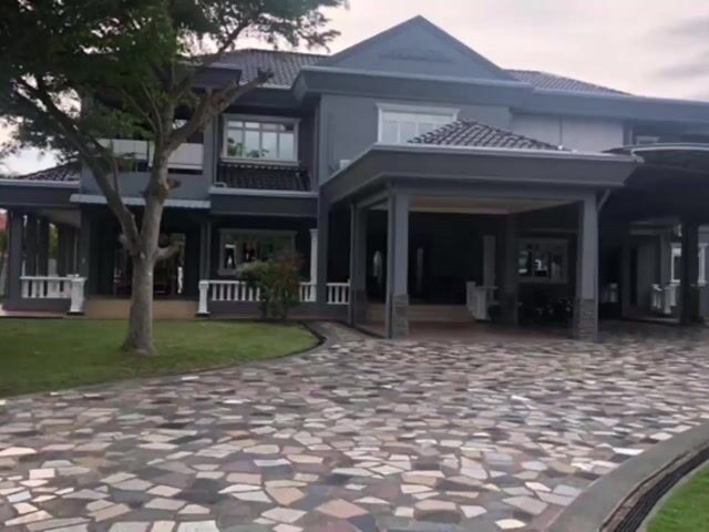 Video Image 1
