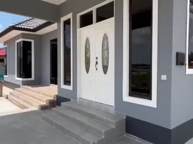 Video Image 1