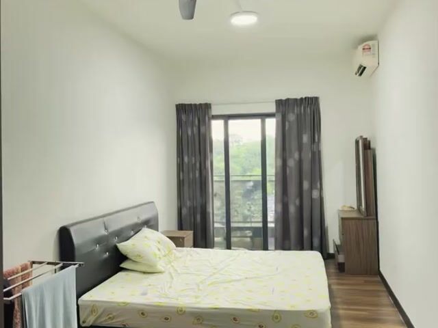 Video Image 1