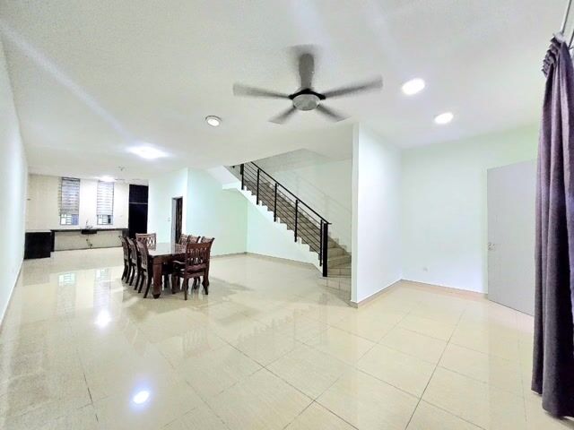 Video Image 1