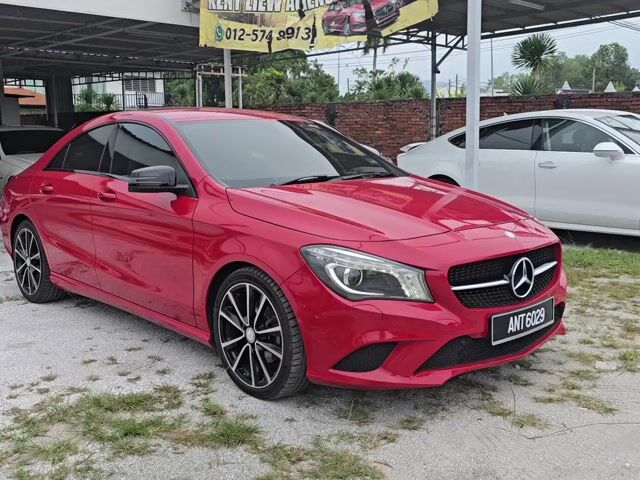 2015 Mercedes Benz CLA-CLASS 1.6 CLA200 (CBU) - 1