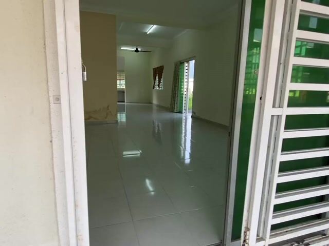 Video Image 1