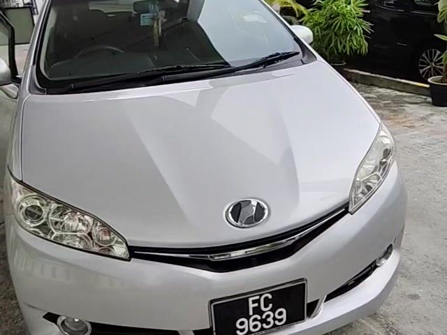 2013 Toyota WISH 1.8 G ZGE25G FACELIFT (A) - 1