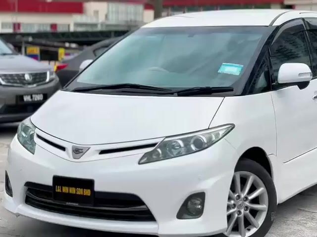 Toyota ESTIMA 2.4 AERAS FACELIFT (A) - 1