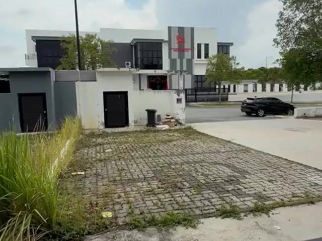 Video Image 1