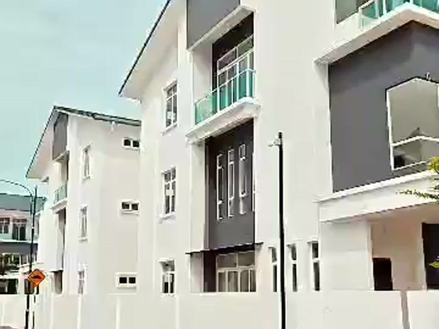 Video Image 1