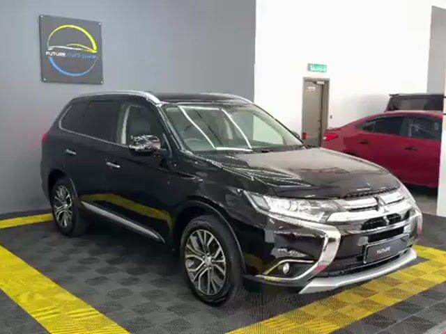 Mitsubishi OUTLANDER 2.0 4WD / 7 SEATER / REG 2020 - 1
