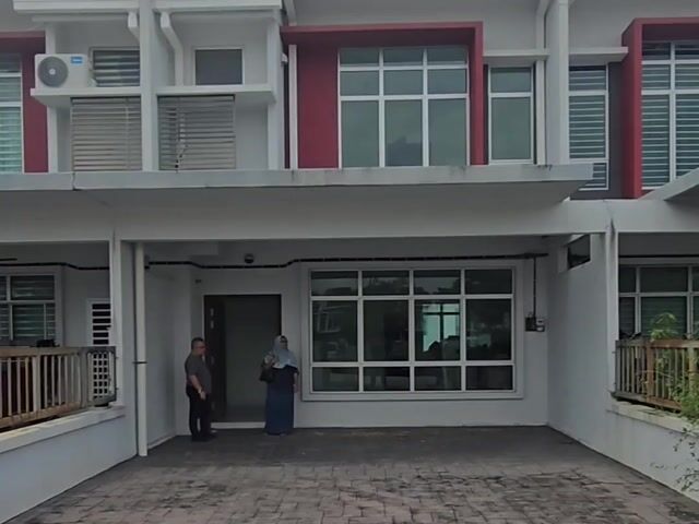 Video Image 1