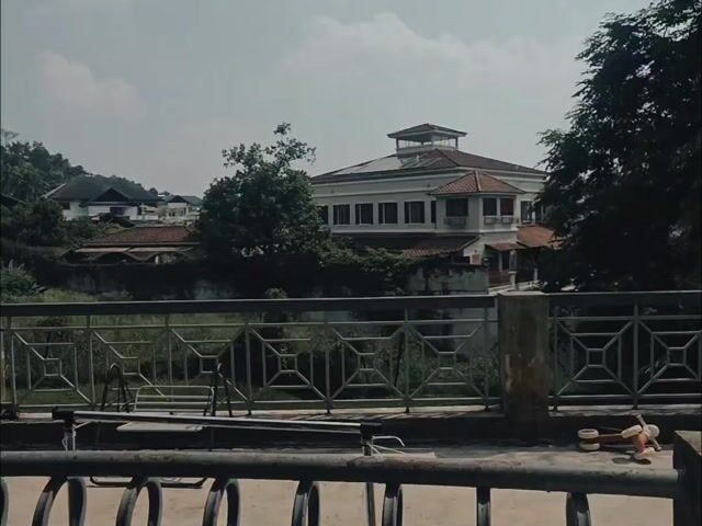 Video Image 1