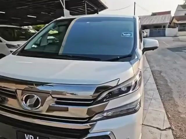 ON THE ROAD 2015 Toyota VELLFIRE 2.5 (A) - 1