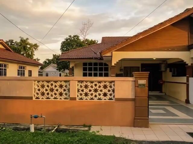 Video Image 1