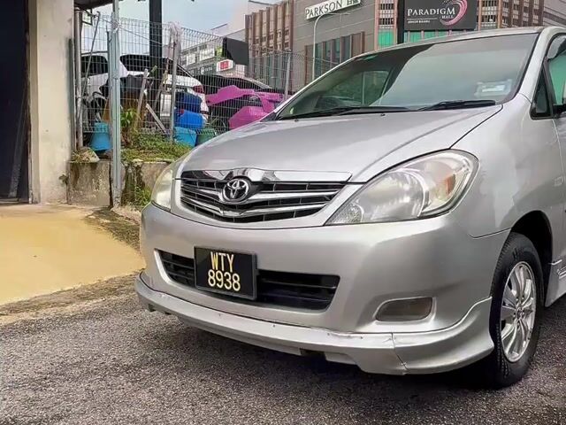 2010 Toyota INNOVA 2.0 G FACELIFT (A) - 1