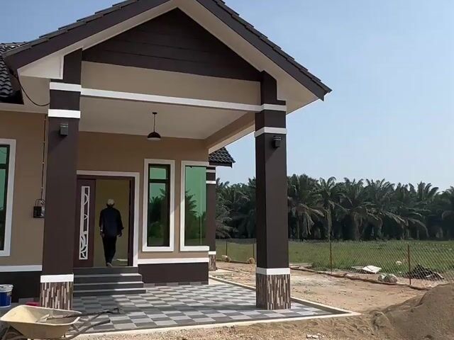 Video Image 1