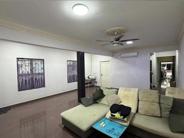 Video Image 1