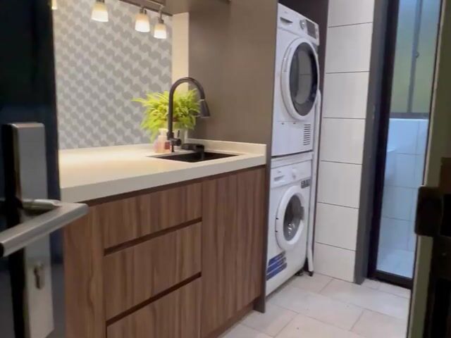 Video Image 1