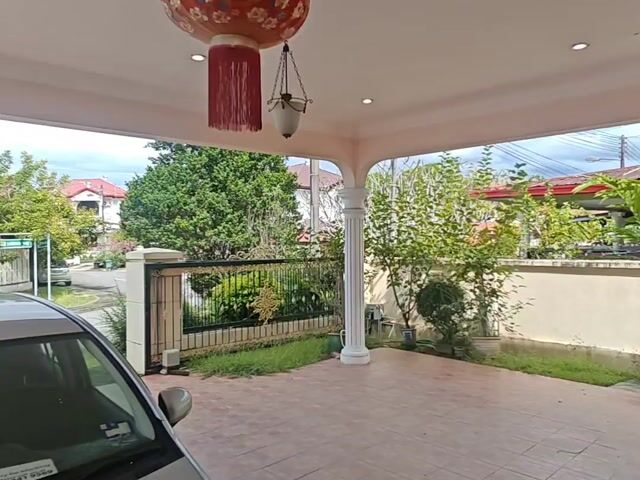 Video Image 1