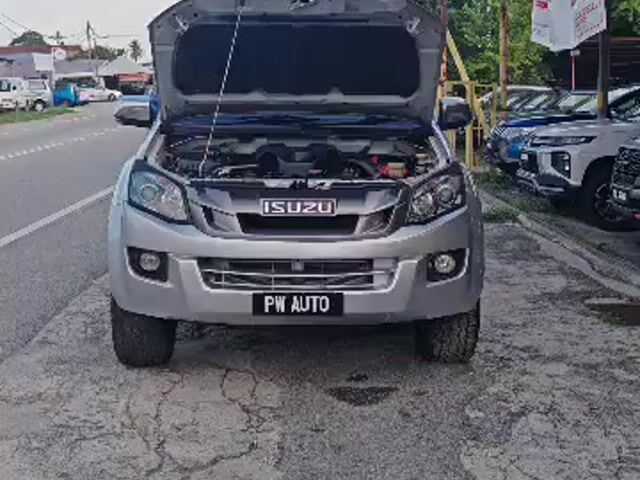 Isuzu D-MAX 2.5(A)PREMIUM 4JK VGS 4X4 PICKUP TRUCK - 1