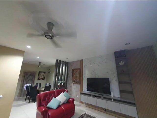 Video Image 1