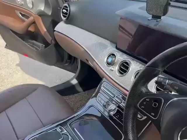 2017 Mercedes Benz E200 AVANTGARDE (CBU) 2.0 (A) - 1