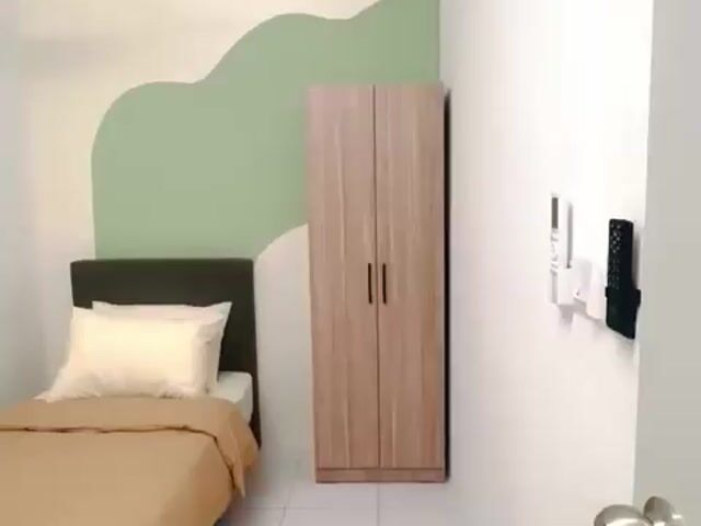Video Image 1