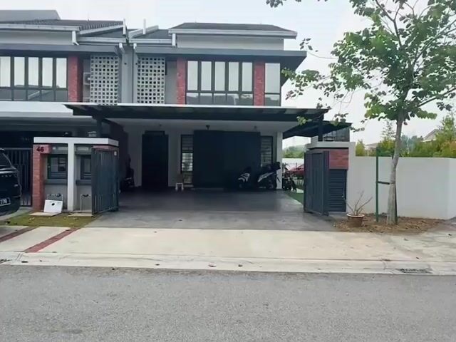 Video Image 1