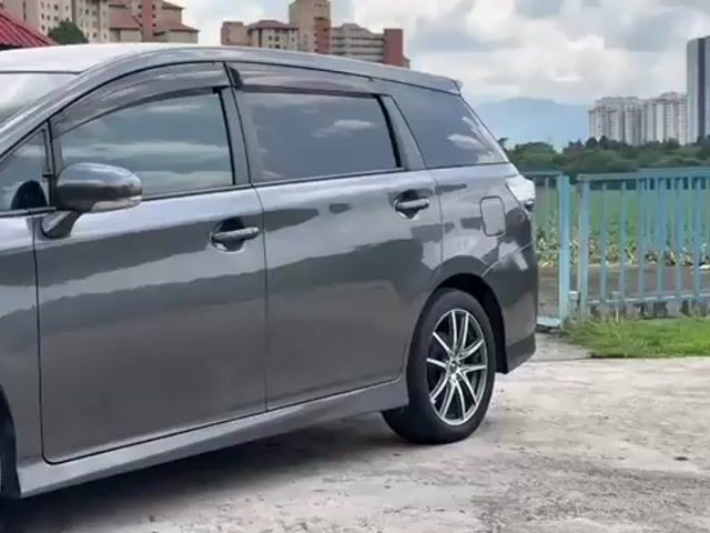 2014 / 2019 TOYOTA WISH 1.8 Masih Boleh Loan Lagi - 1