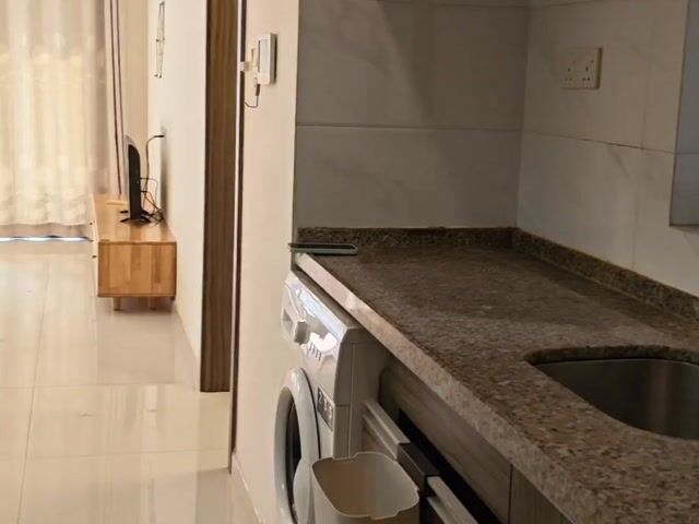 Video Image 1