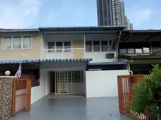Video Image 1