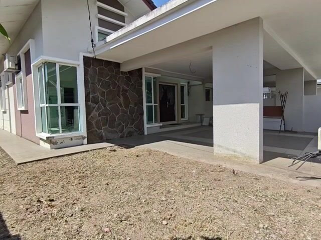 Video Image 1