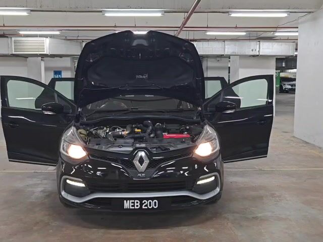 2014 Renault CLIO 1.6 RS 200 EDC (A) - 1