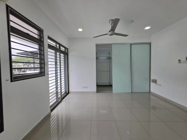 Video Image 1