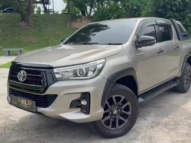 2020 TOYOTA HILUX BLACK EDITION 4X4 2.8 (A) Loan!! - 1