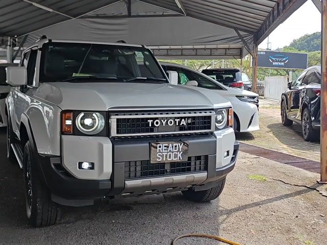 2024 Toyota LANDCRUISER 250 2.7 VX 6A NEW CAR COND - 1