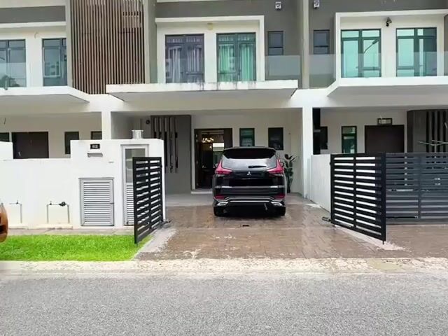 Video Image 1
