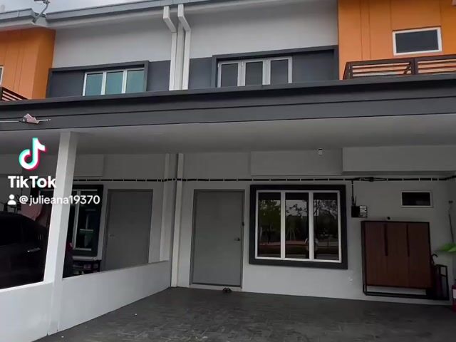 Video Image 1