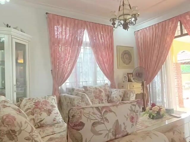 Video Image 1
