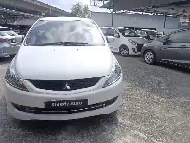 2010 Mitsubishi GRANDIS 2.4 MIVEC (A) FATHERS DAY - 1
