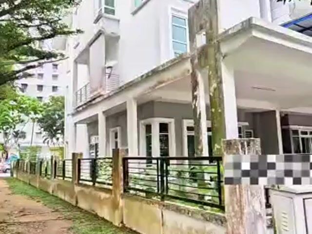 Video Image 1