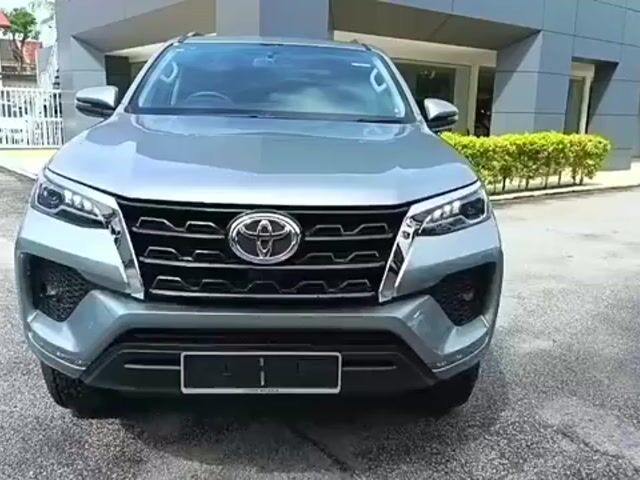2026 Toyota FORTUNER 2.4 VRZ MY17 AN160 FACELIFT - 1