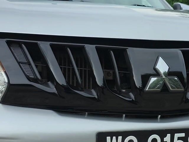 2015 Mitsubishi TRITON 2.5 VGT A/T (A) LOAN KEDAI - 1